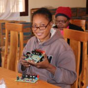 Formation solaire: Mbotimbotsy, une femme rurale en chemin vers la lumière. 